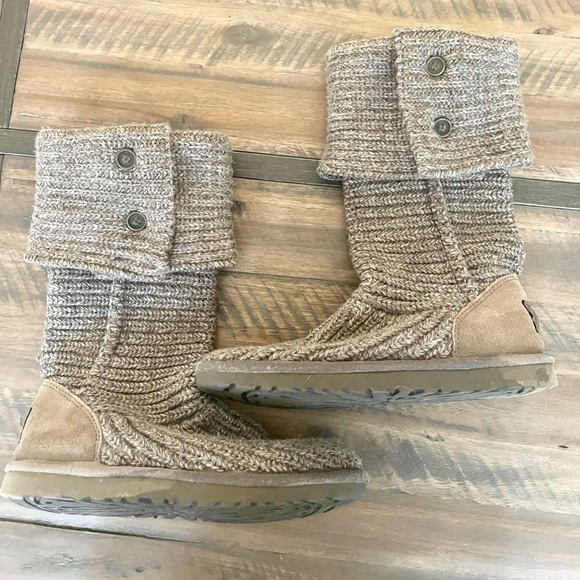 UGG taupe knit button boots! - Picture 2 of 12
